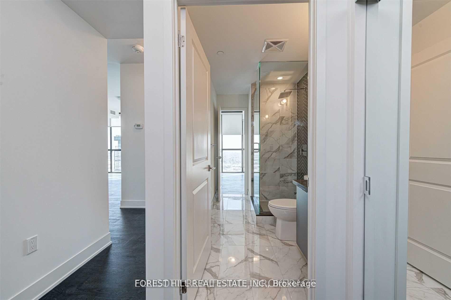 Photo 6 of Unit 3502, 2908 Highway 7, Vaughan, Concord — HOMEH
