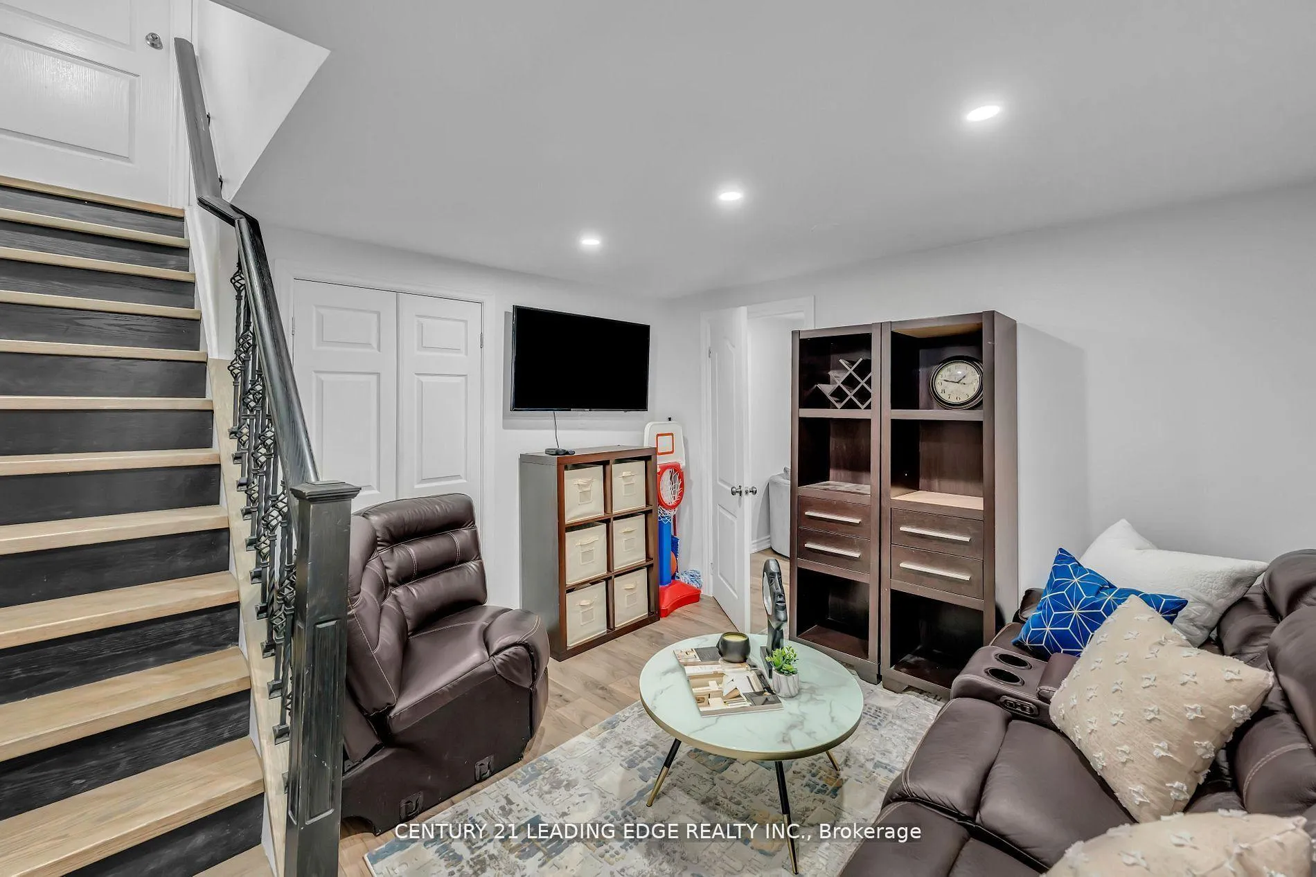 Photo 21 of Unit 19, 730 Cedar Street, Oshawa, Lakeview — HOMEH
