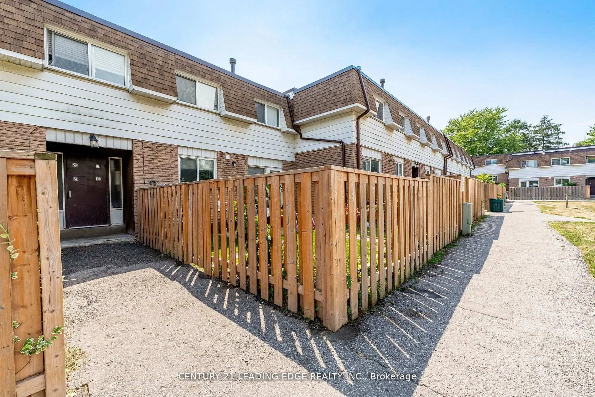 Photo 37 of Unit 19, 730 Cedar Street, Oshawa, Lakeview — HOMEH