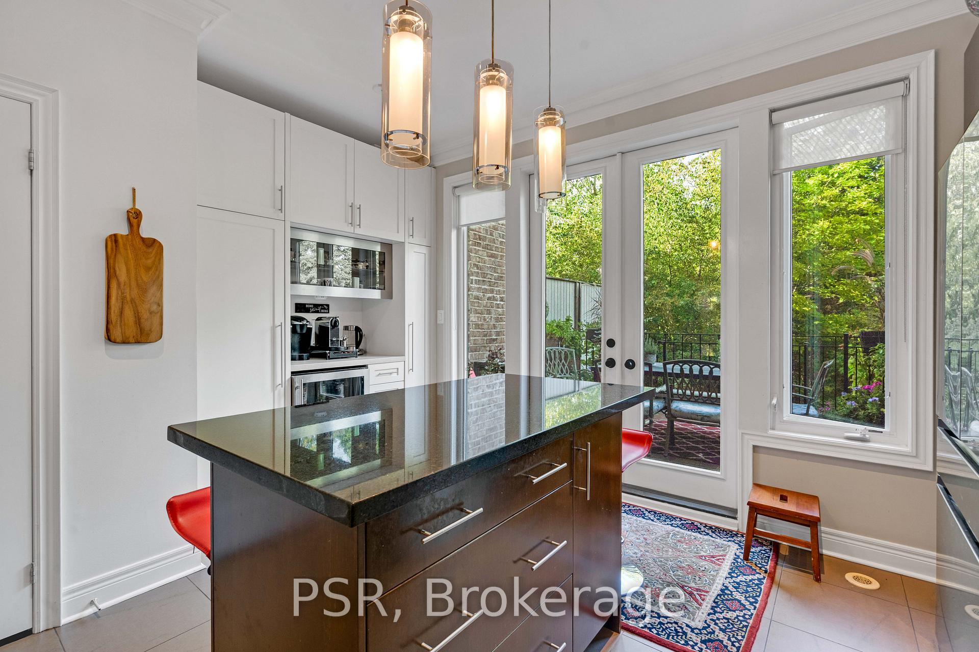 Photo 11 of Unit 50, 117 Powseland Crescent, Vaughan, West Woodbridge — HOMEH