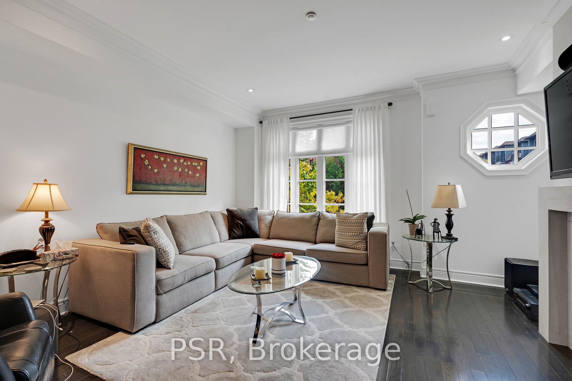 Photo 13 of Unit 50, 117 Powseland Crescent, Vaughan, West Woodbridge — HOMEH