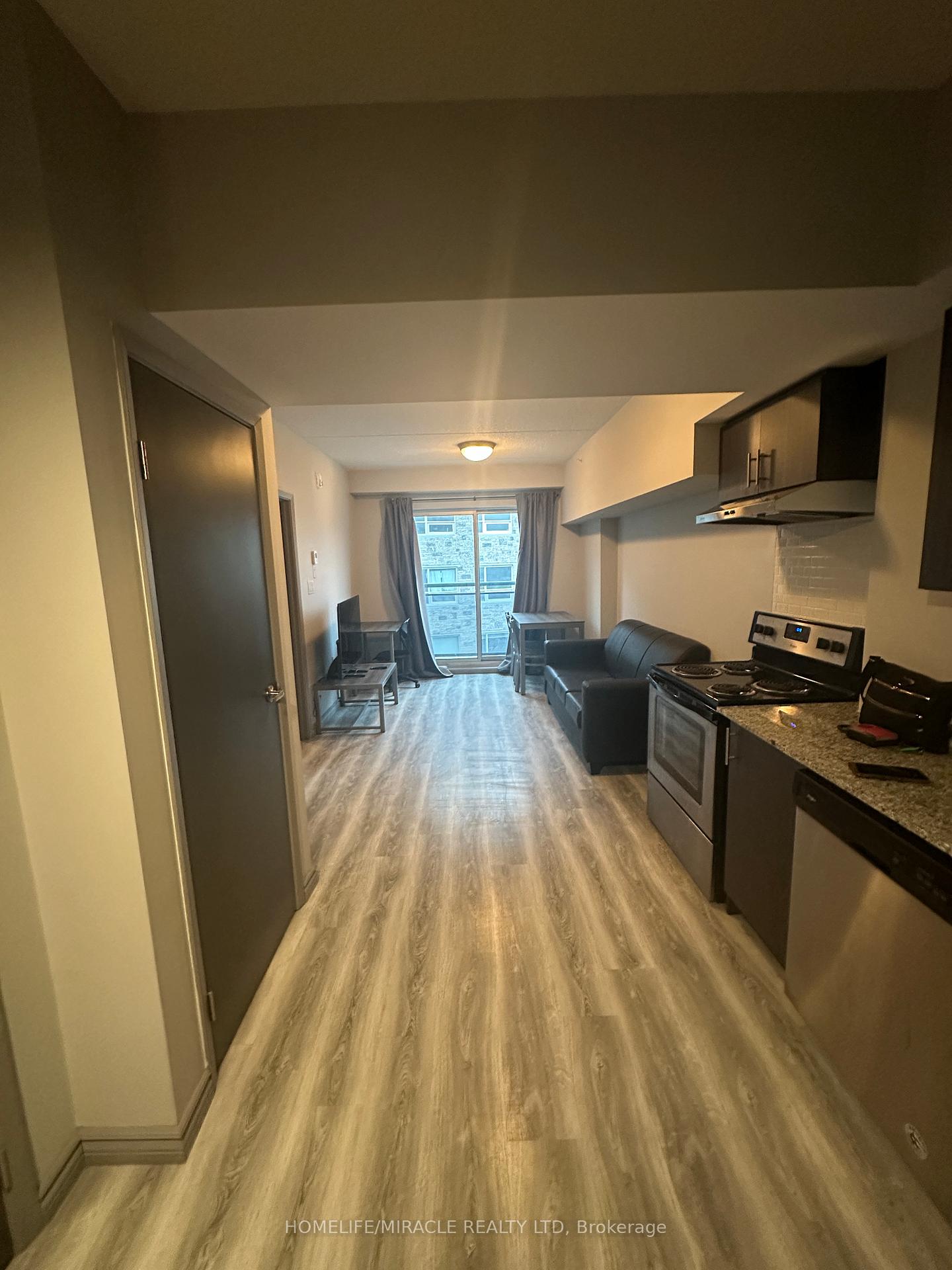 Photo 3 of Unit 514, 275 Larch Street, Waterloo, Lakeshore Village — HOMEH