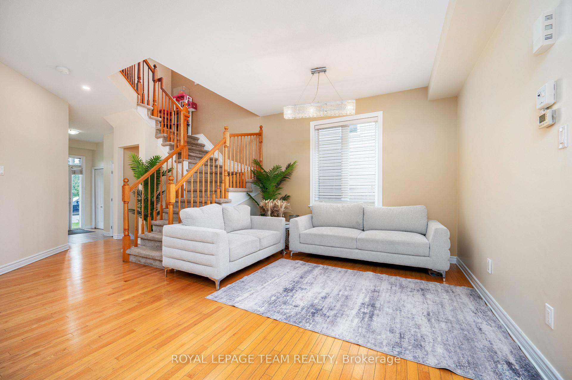 Photo 5 of 357 Widgeon Way, Ottawa, Blossom Park/Kemp Park/Findlay Creek — HOMEH