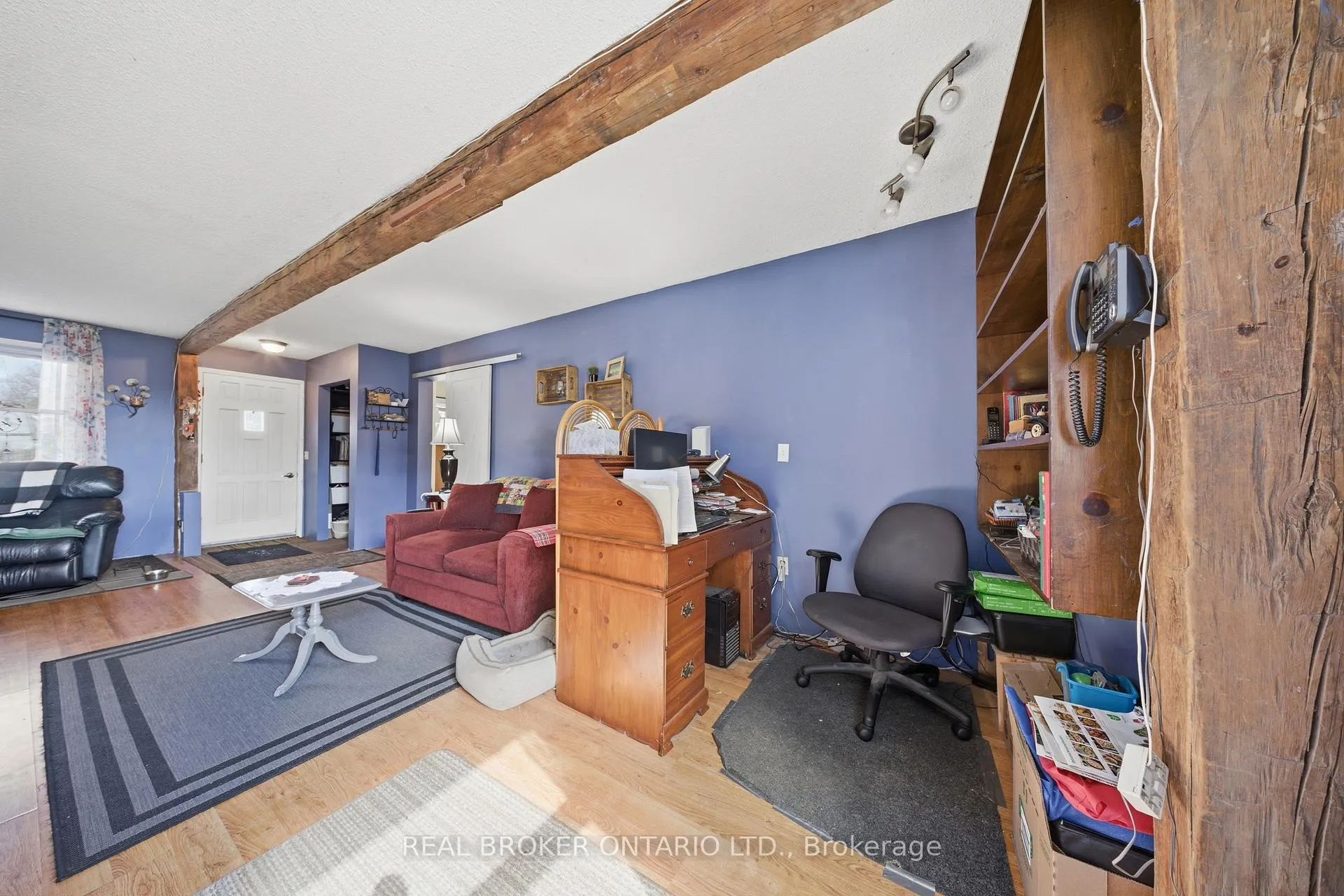 Photo 9 of 1247 Old 8 Highway, Hamilton, Rural Flamborough — HOMEH