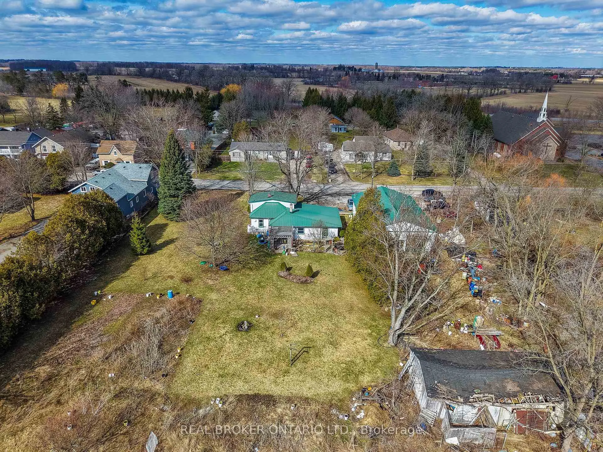 Photo 28 of 1247 Old 8 Highway, Hamilton, Rural Flamborough — HOMEH