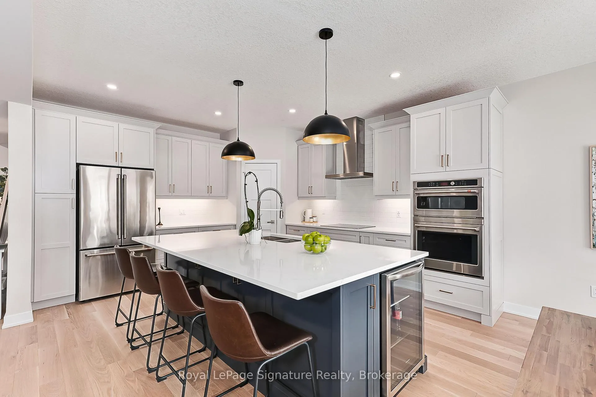 Photo 10 of 73 Shipley Avenue, Collingwood — HOMEH