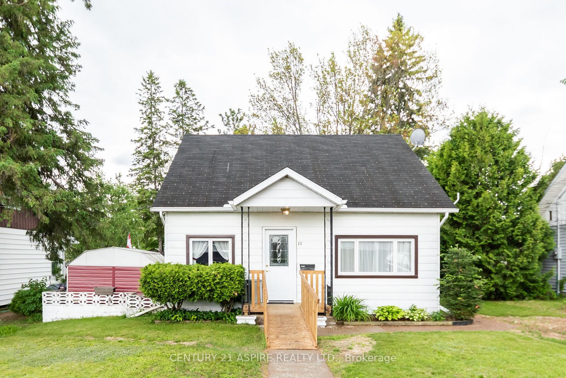 Photo 1 of 11 Troyes Street, Deep River — HOMEH