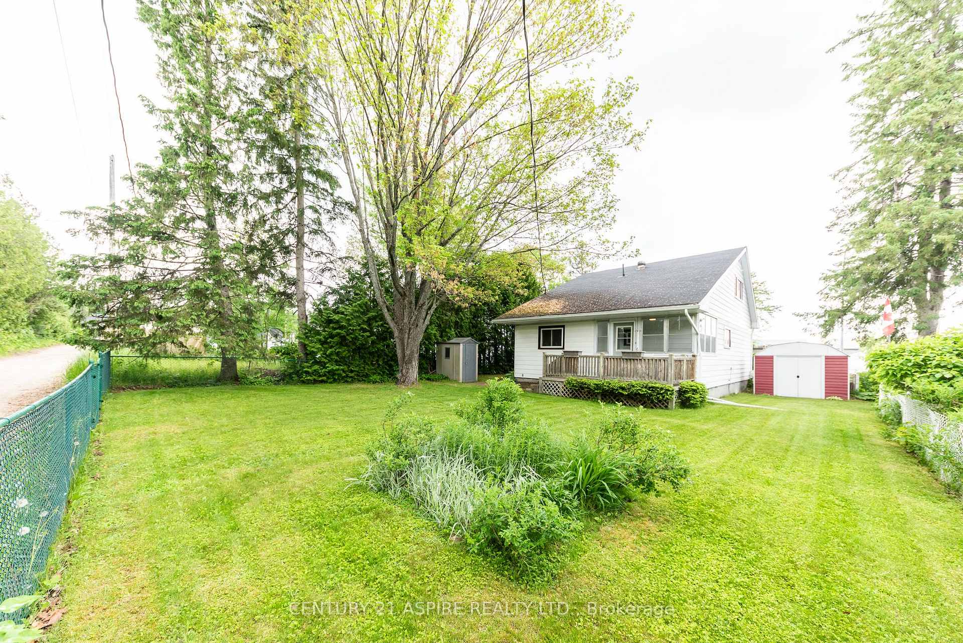 Photo 10 of 11 Troyes Street, Deep River — HOMEH