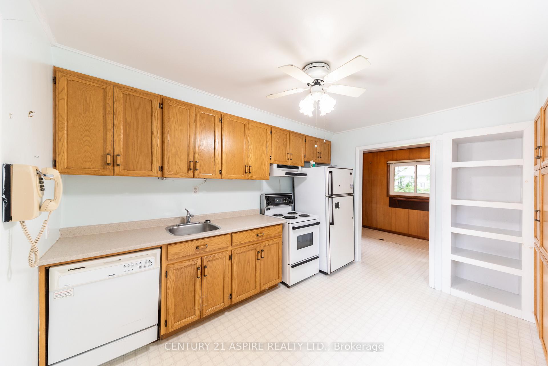 Photo 16 of 11 Troyes Street, Deep River — HOMEH