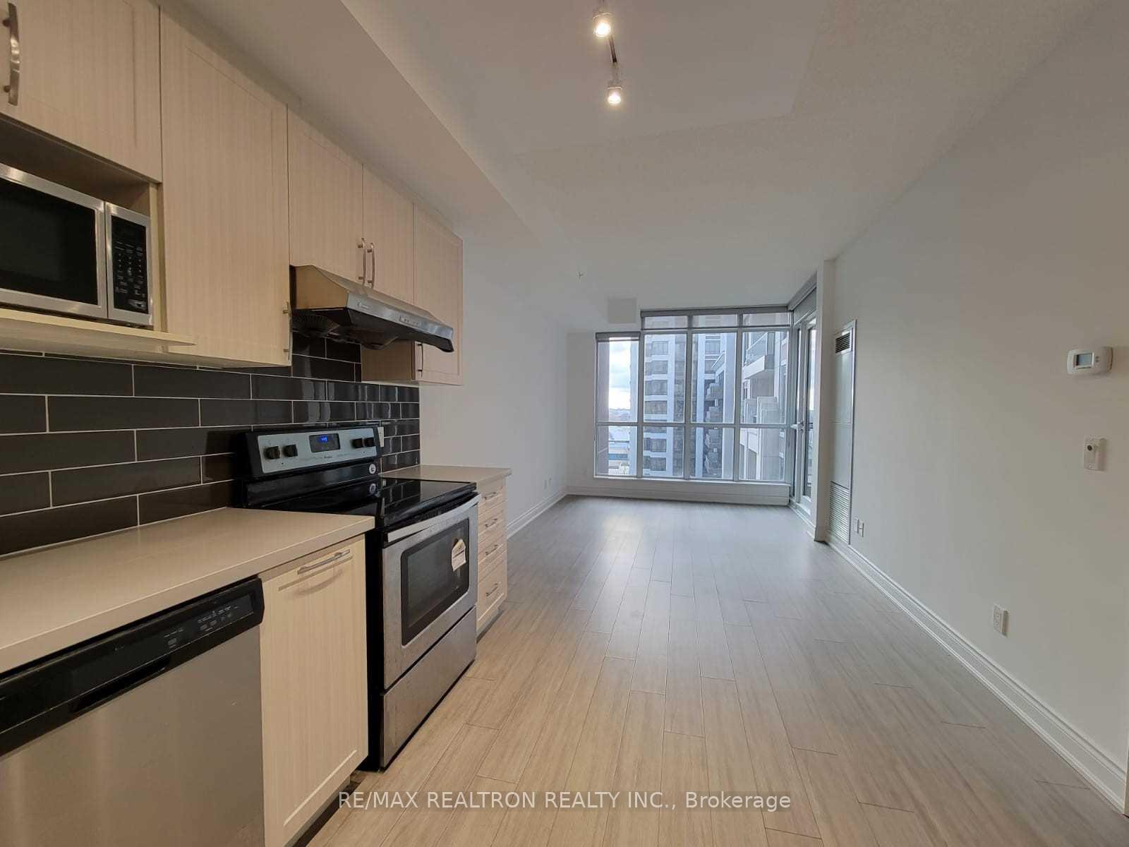 Photo 2 of Unit 821, 33 Clegg Road, Markham, Unionville — HOMEH