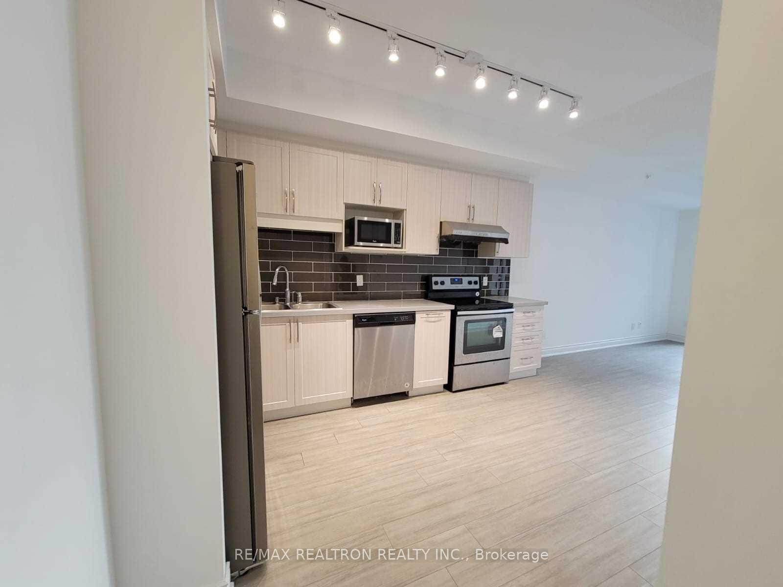 Photo 5 of Unit 821, 33 Clegg Road, Markham, Unionville — HOMEH