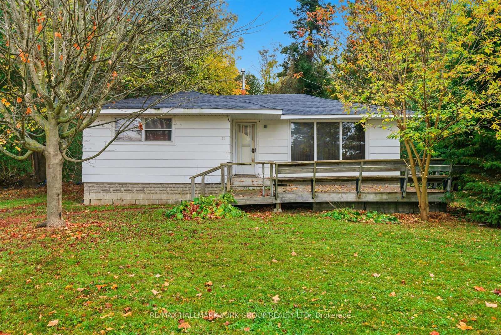 Photo 6 of 32 Station Road, Georgina, Pefferlaw — HOMEH