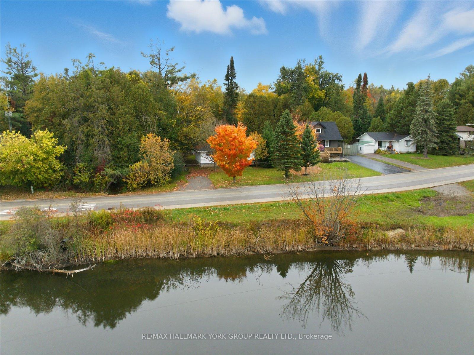 Photo 11 of 32 Station Road, Georgina, Pefferlaw — HOMEH