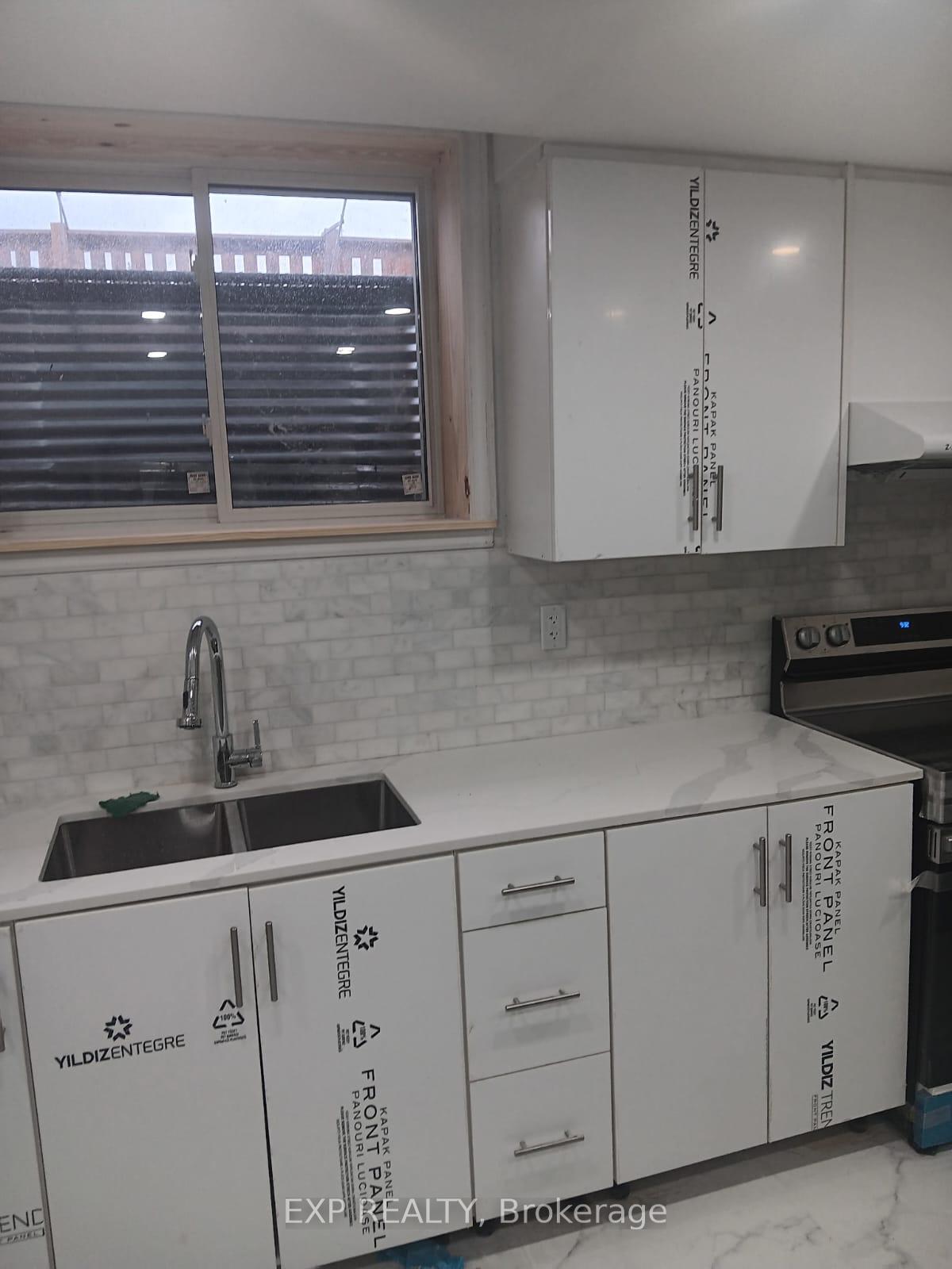 Photo 3 of Unit Lower, 18 Ross Wright Avenue, Clarington, Bowmanville — HOMEH