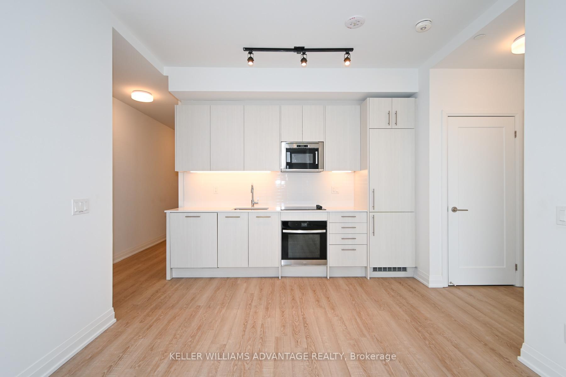 Photo 5 of Unit 907, 286 Main Street, Toronto, East End-Danforth — HOMEH