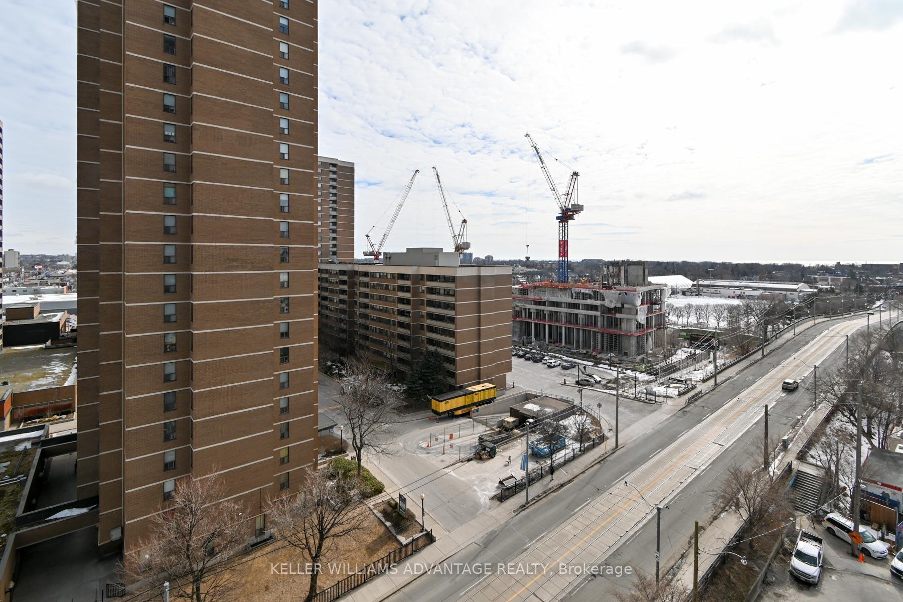 Photo 14 of Unit 907, 286 Main Street, Toronto, East End-Danforth — HOMEH