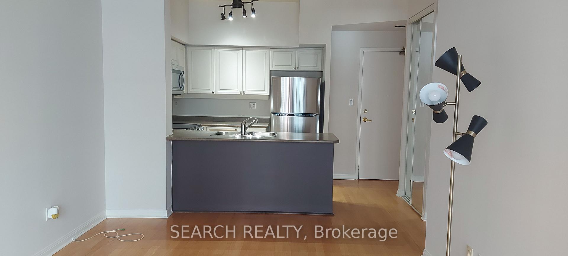 Photo 3 of Unit Ph8, 188 Redpath Avenue, Toronto, Mount Pleasant West — HOMEH