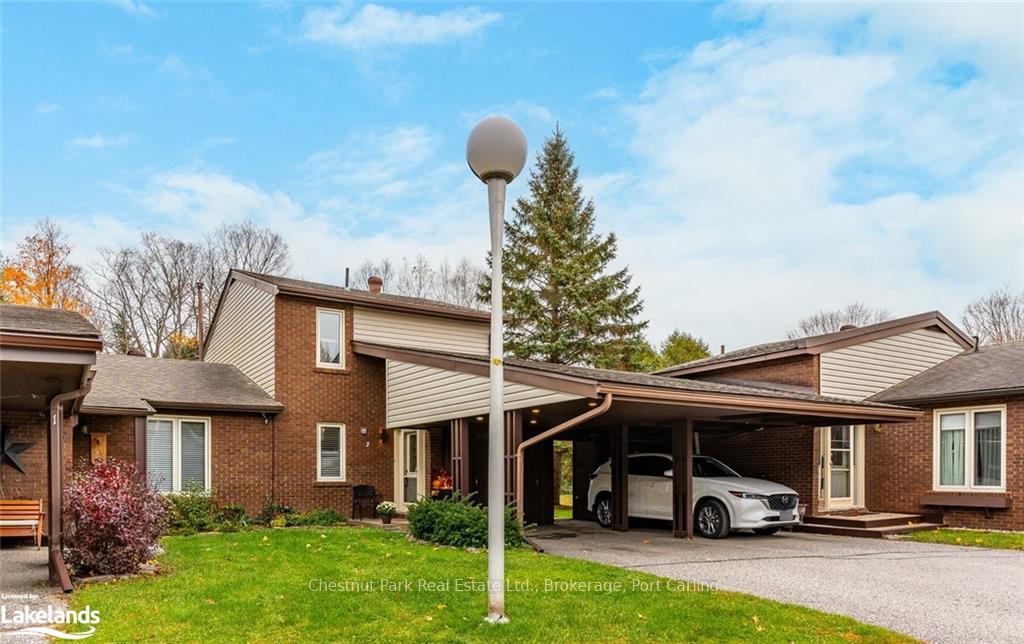 Photo 3 of Unit 2, 15 Golf Course Road, Bracebridge, Macaulay — HOMEH
