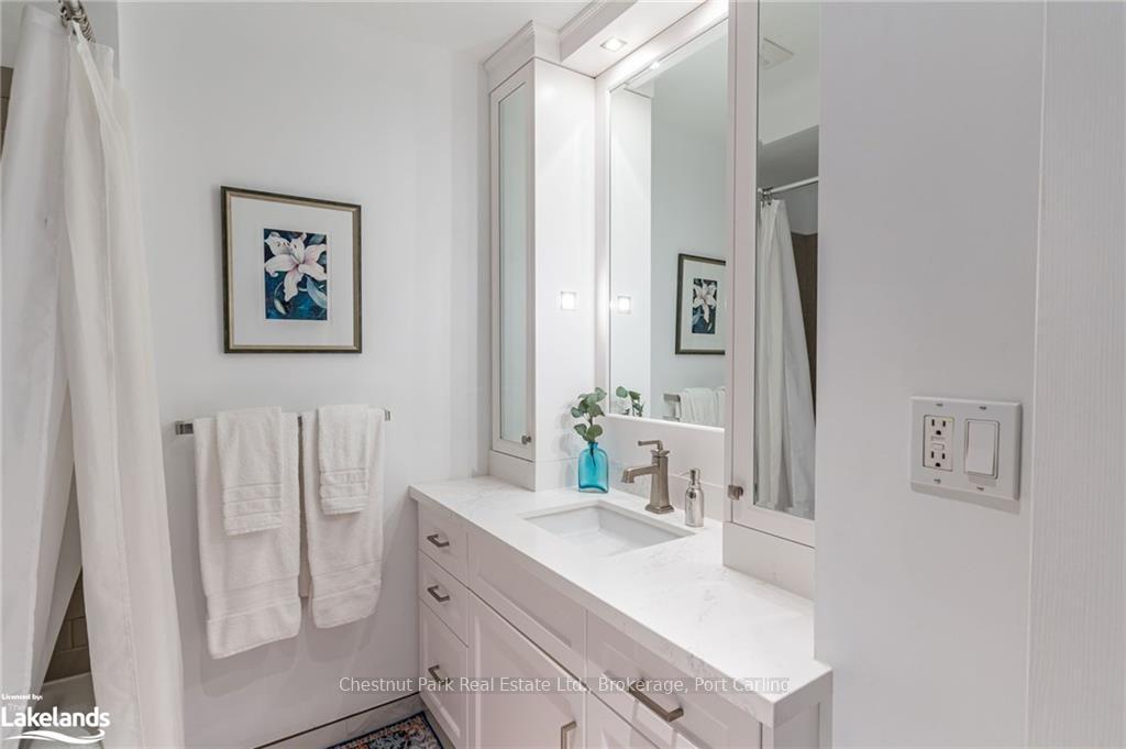 Photo 28 of Unit 2, 15 Golf Course Road, Bracebridge, Macaulay — HOMEH