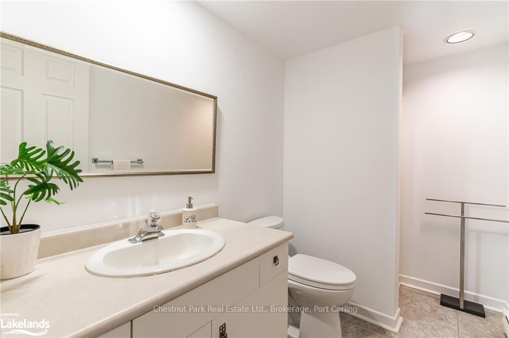 Photo 37 of Unit 2, 15 Golf Course Road, Bracebridge, Macaulay — HOMEH