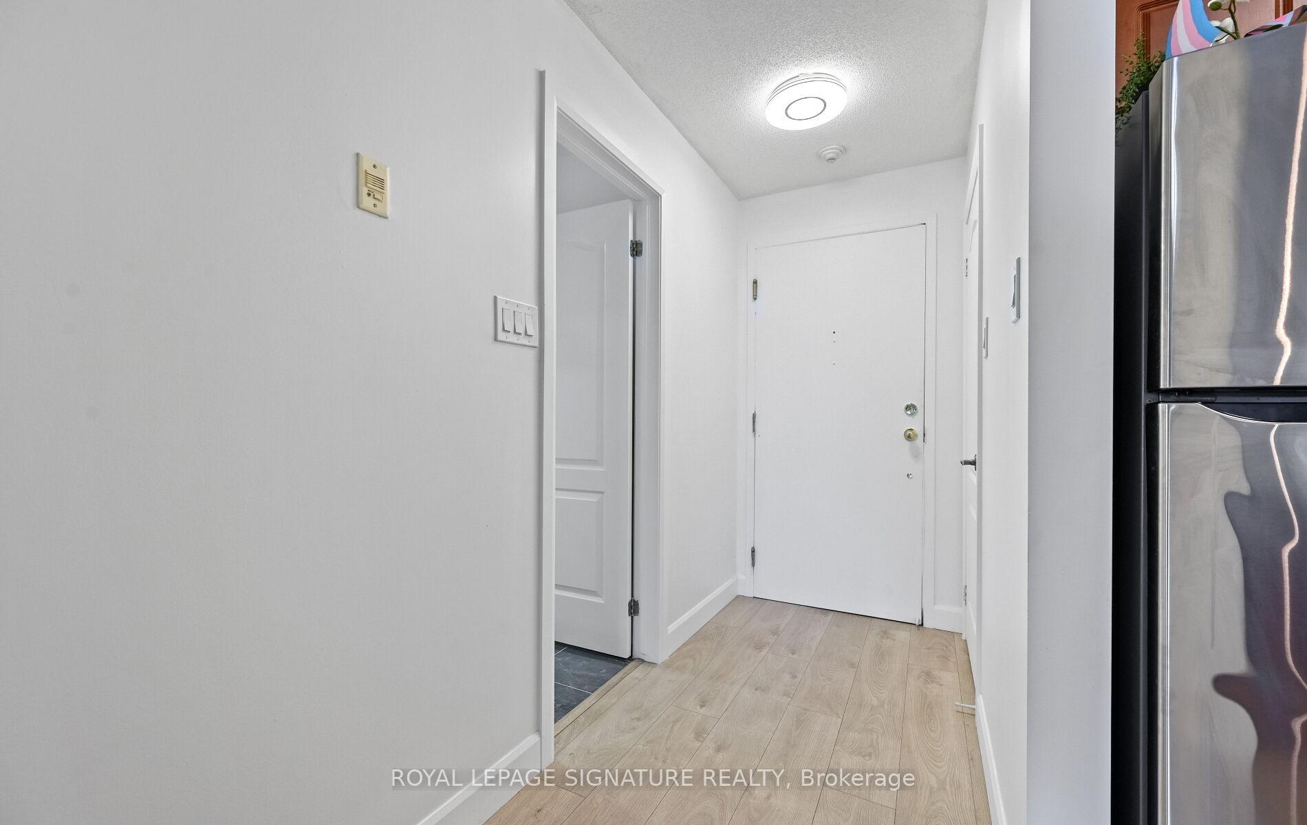 Photo 10 of Unit 1105, 135 James Street S, Hamilton, Corktown — HOMEH