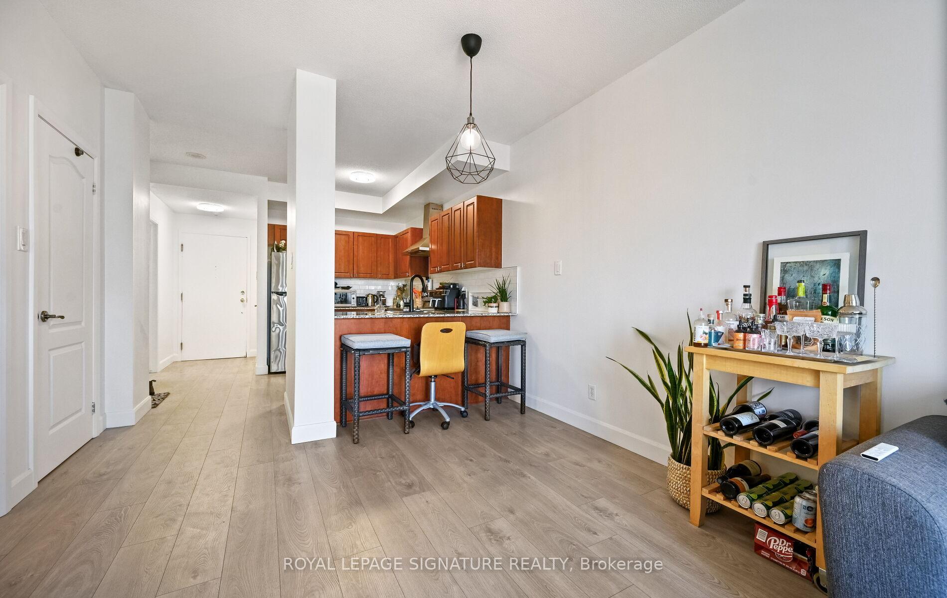 Photo 13 of Unit 1105, 135 James Street S, Hamilton, Corktown — HOMEH