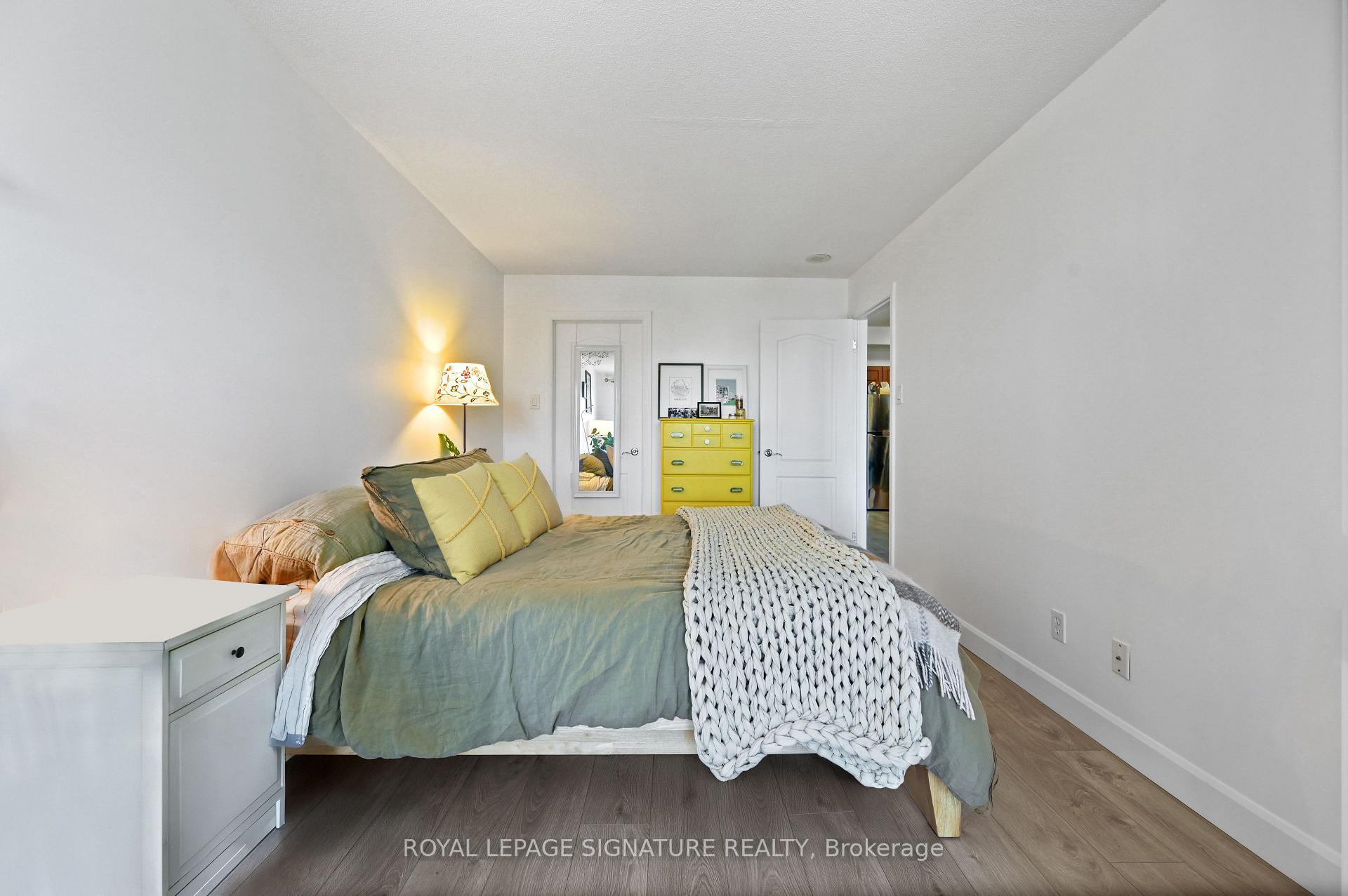 Photo 18 of Unit 1105, 135 James Street S, Hamilton, Corktown — HOMEH