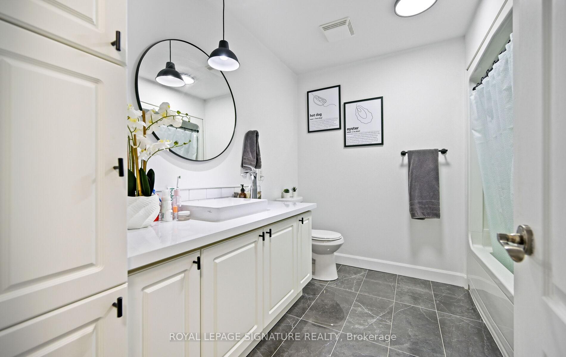 Photo 20 of Unit 1105, 135 James Street S, Hamilton, Corktown — HOMEH
