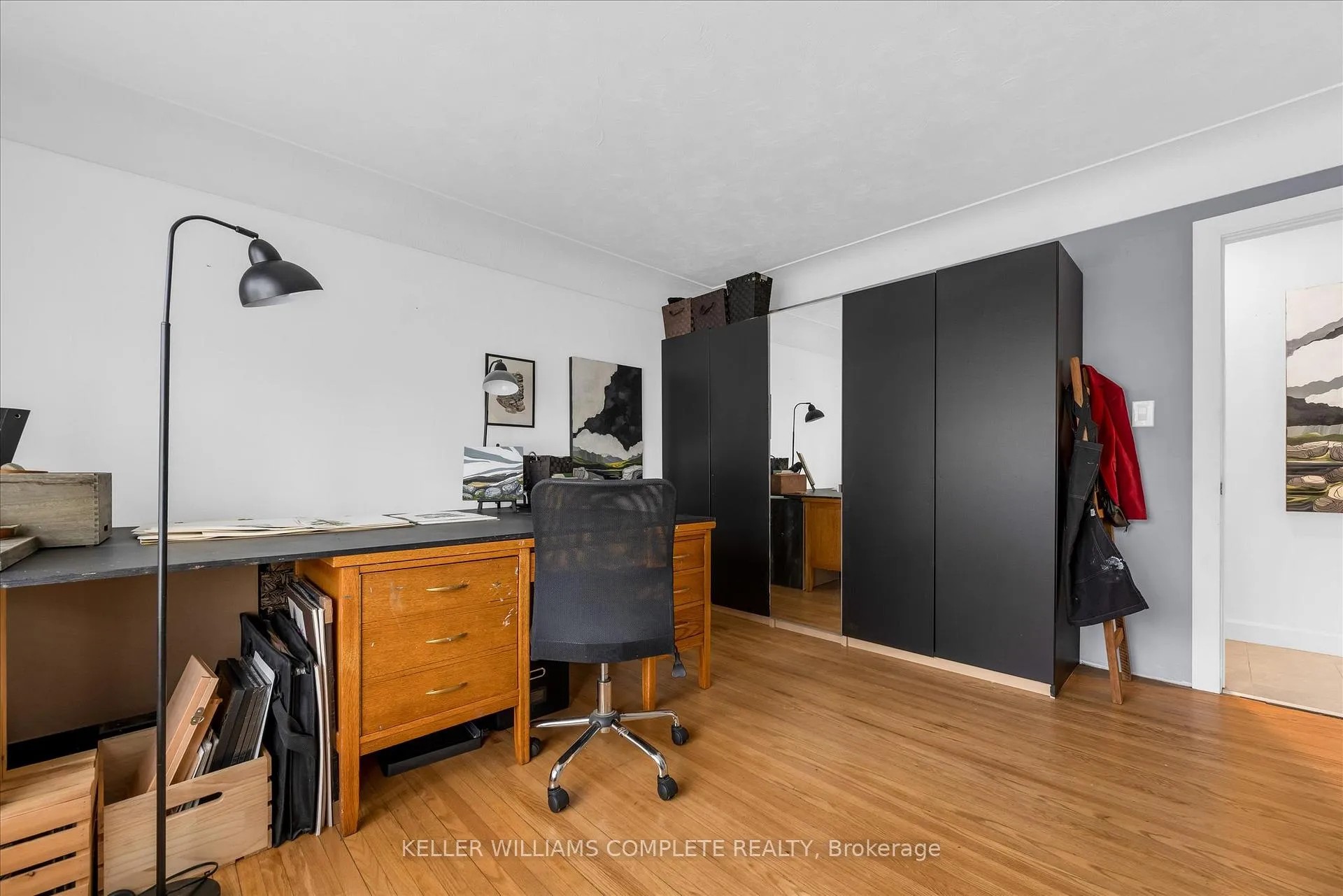 Photo 11 of 24 Central Park Avenue, Hamilton, Dundas — HOMEH
