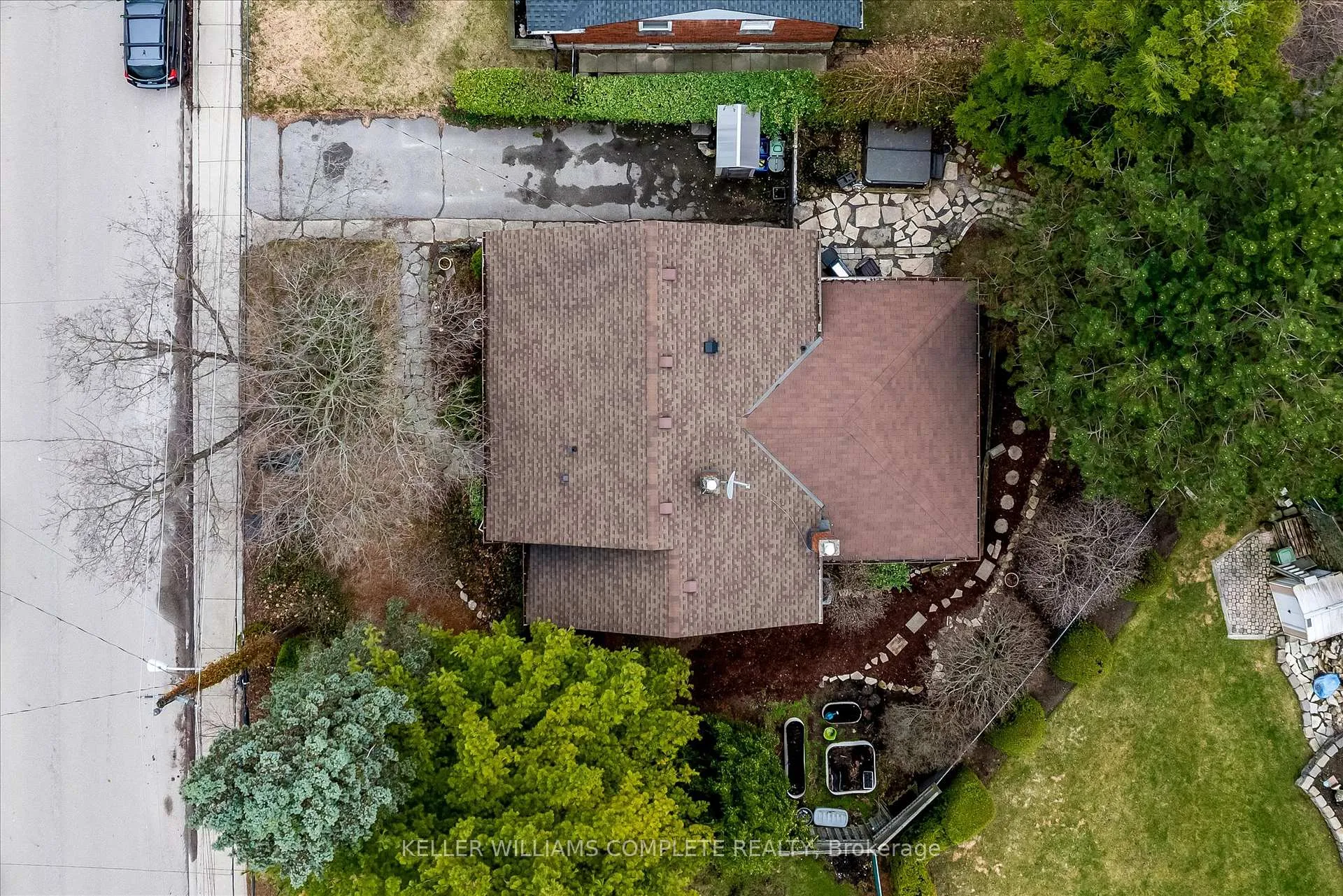 Photo 36 of 24 Central Park Avenue, Hamilton, Dundas — HOMEH