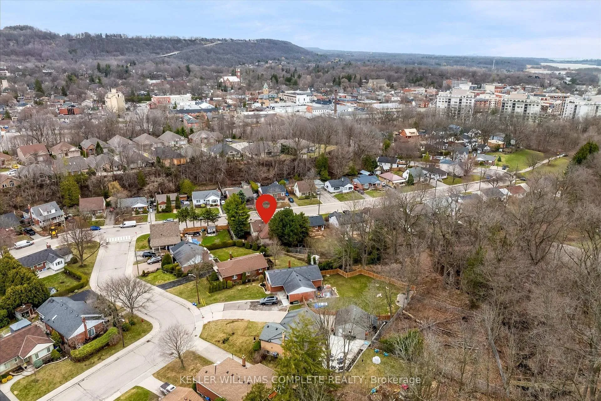 Photo 40 of 24 Central Park Avenue, Hamilton, Dundas — HOMEH