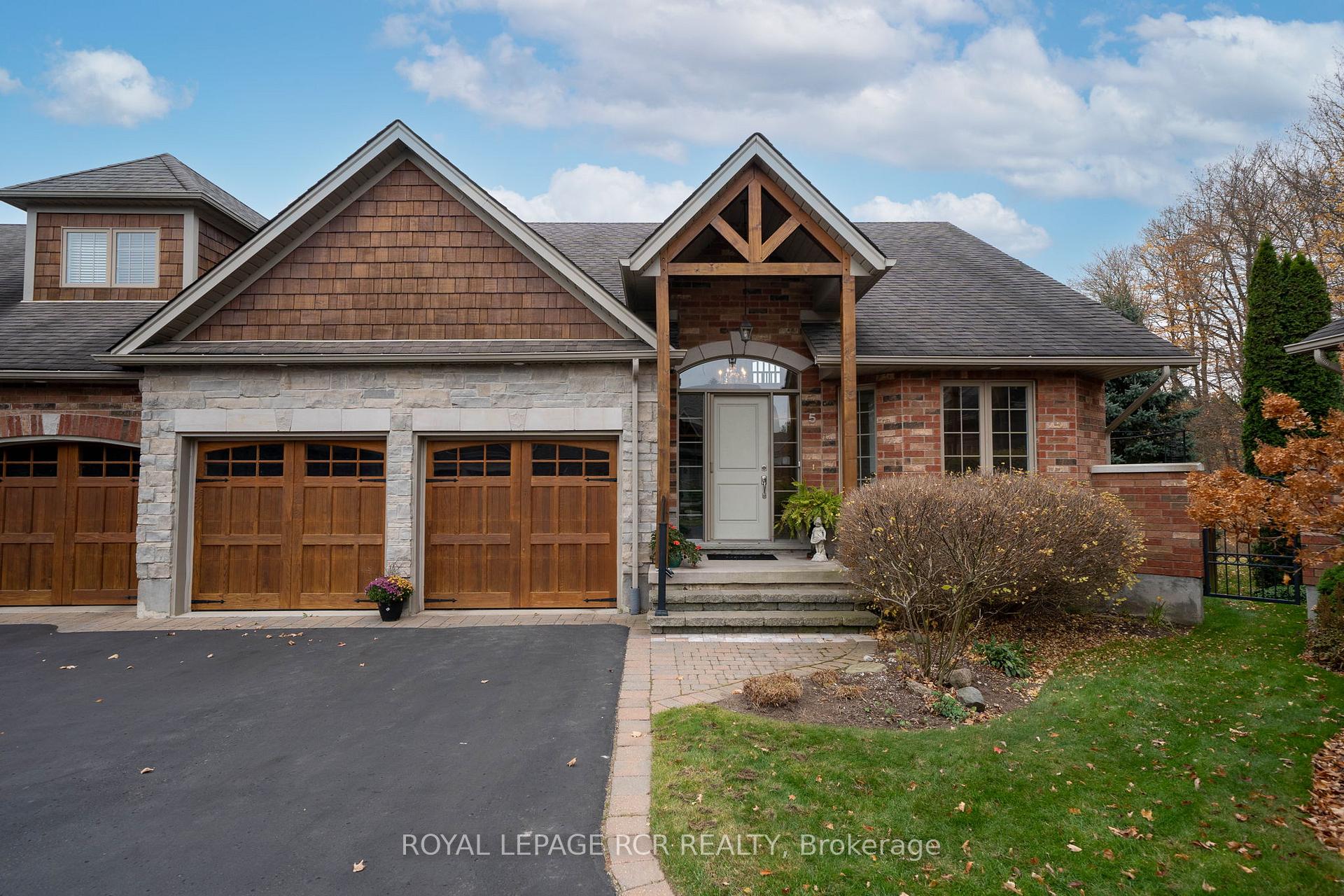 Photo 1 of Unit 5, 19 Reddington Drive, Caledon, Palgrave — HOMEH