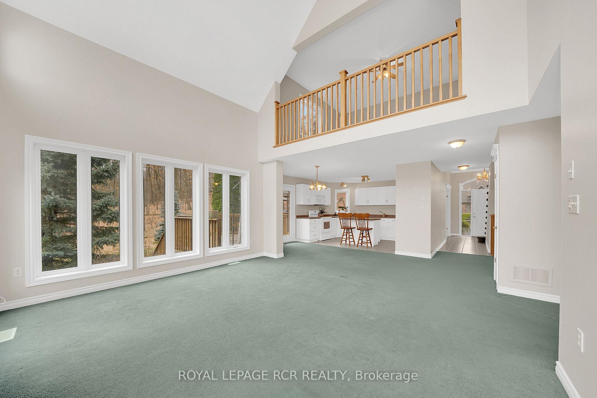 Photo 13 of Unit 5, 19 Reddington Drive, Caledon, Palgrave — HOMEH