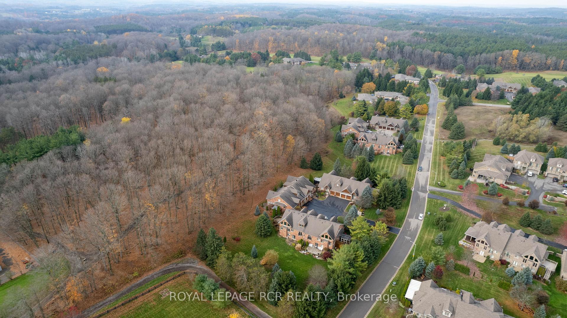 Photo 40 of Unit 5, 19 Reddington Drive, Caledon, Palgrave — HOMEH