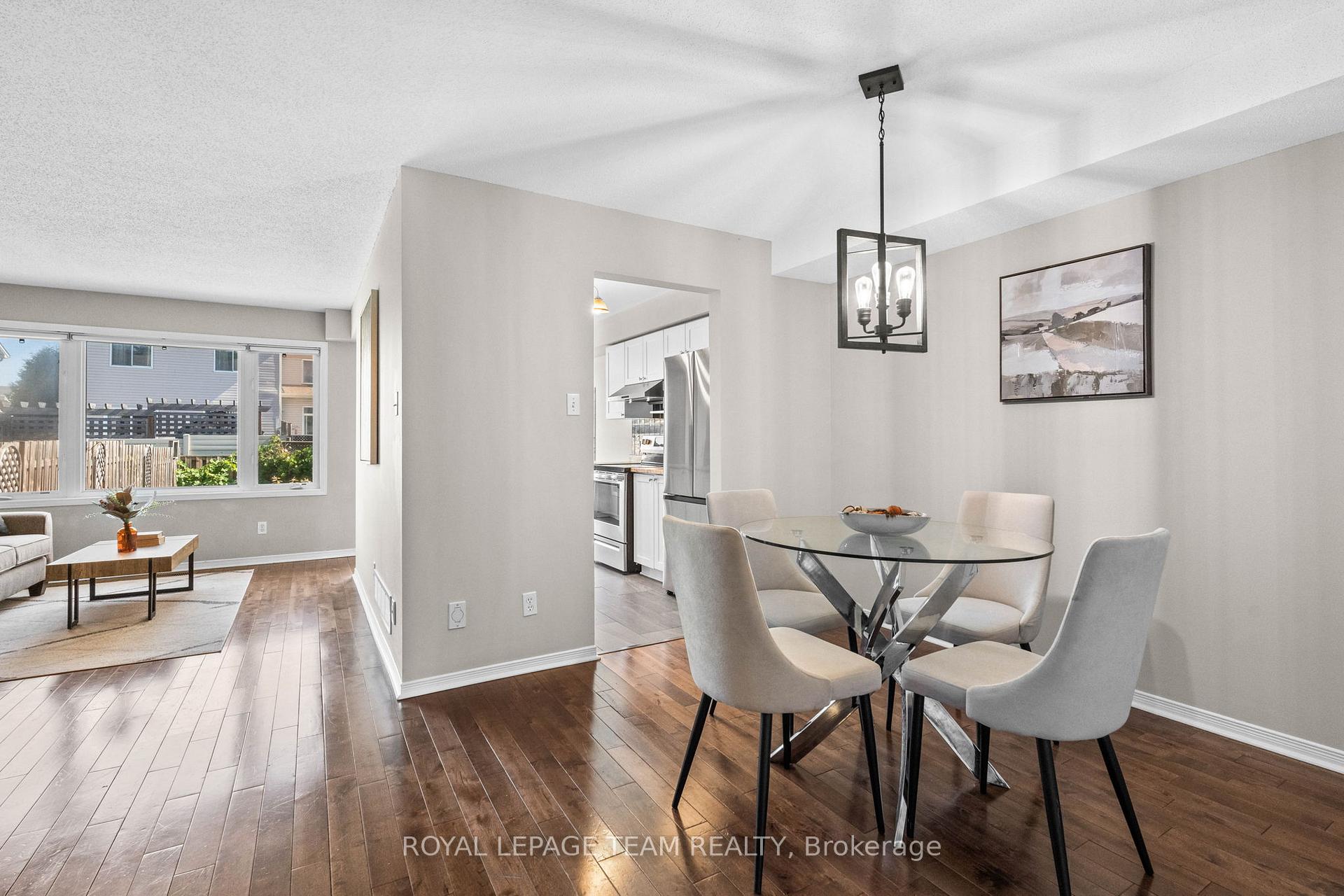 Photo 14 of 21 Upney Drive, Ottawa, Barrhaven - Longfields — HOMEH