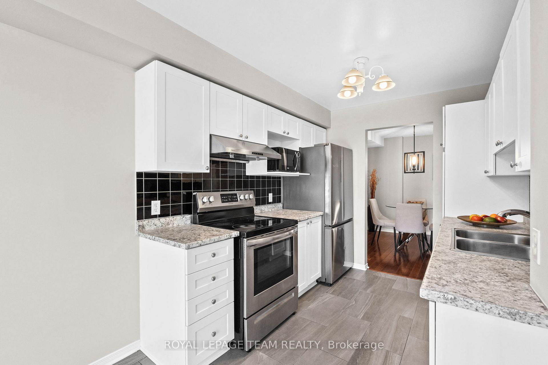 Photo 7 of 21 Upney Drive, Ottawa, Barrhaven - Longfields — HOMEH