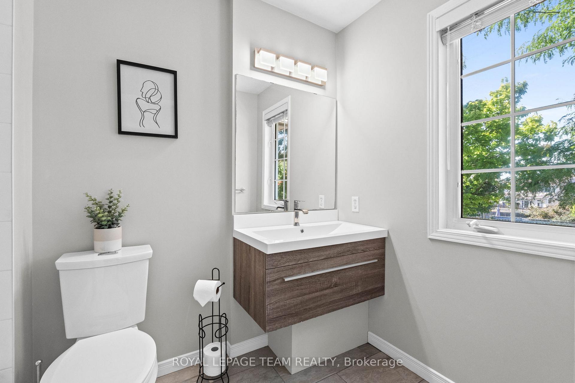 Photo 20 of 21 Upney Drive, Ottawa, Barrhaven - Longfields — HOMEH