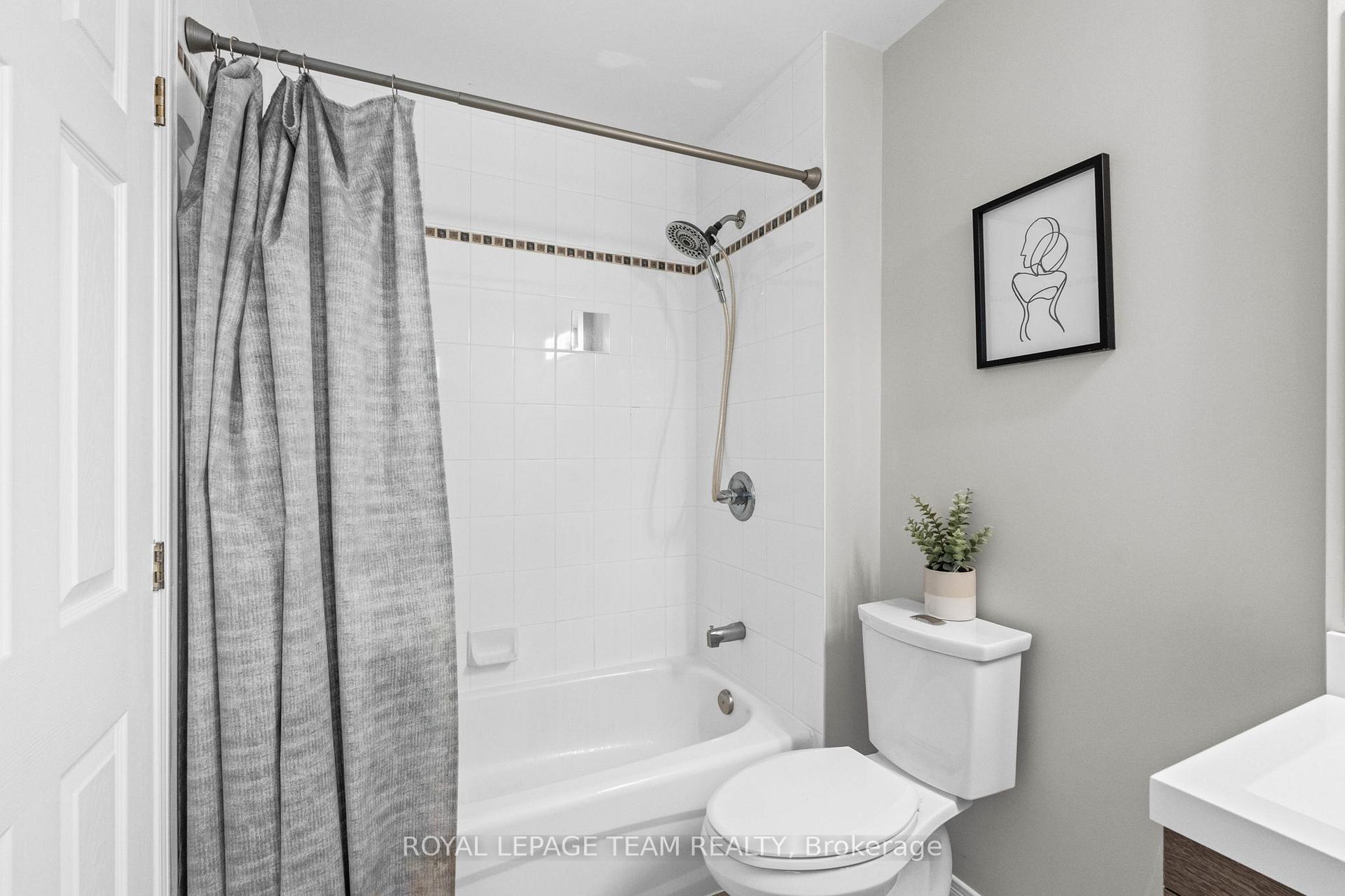 Photo 22 of 21 Upney Drive, Ottawa, Barrhaven - Longfields — HOMEH