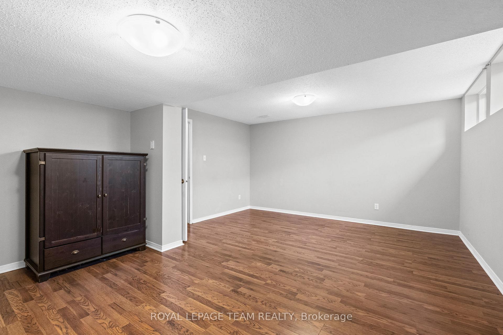 Photo 31 of 21 Upney Drive, Ottawa, Barrhaven - Longfields — HOMEH