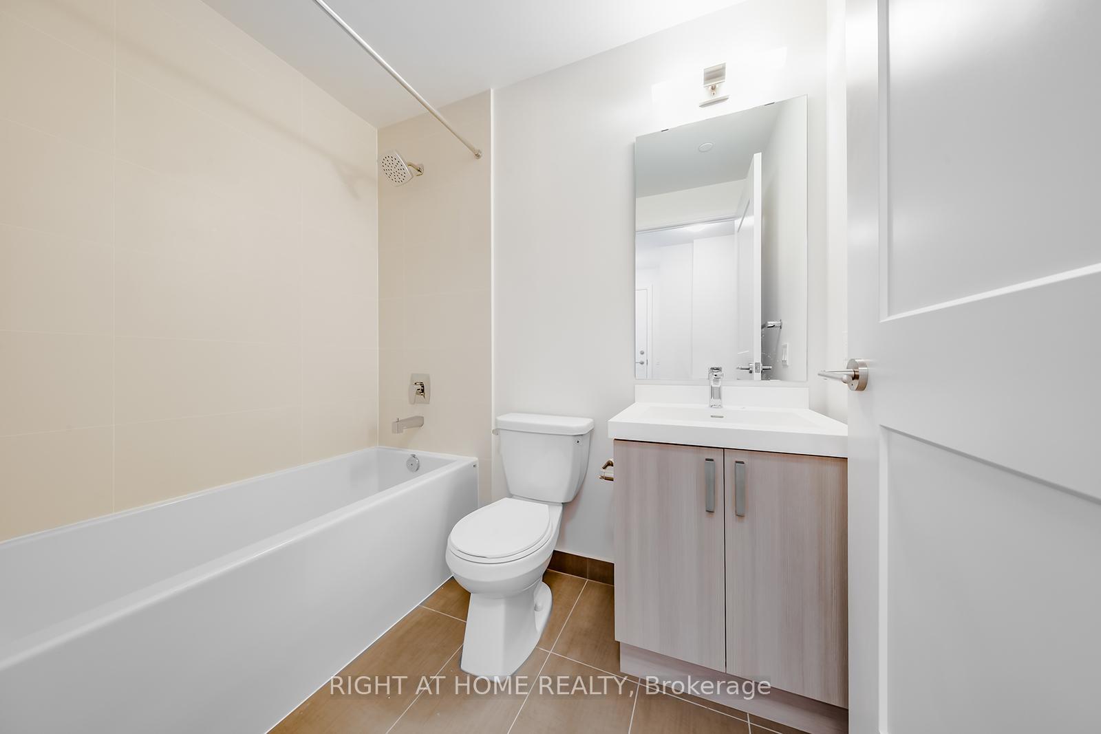 Photo 6 of Unit 2513, 7895 Jane St Street, Vaughan, Concord — HOMEH