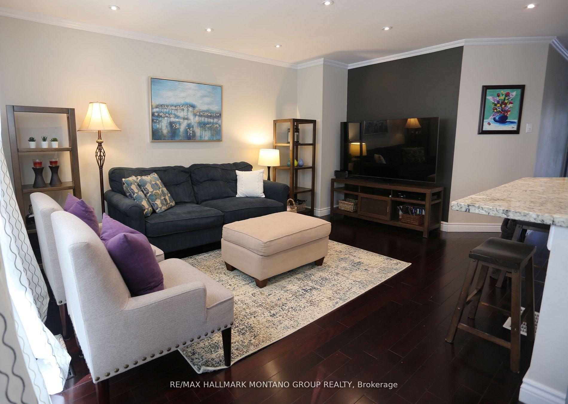 Photo 1 of 31 Anderson Place, Aurora, Aurora Highlands — HOMEH