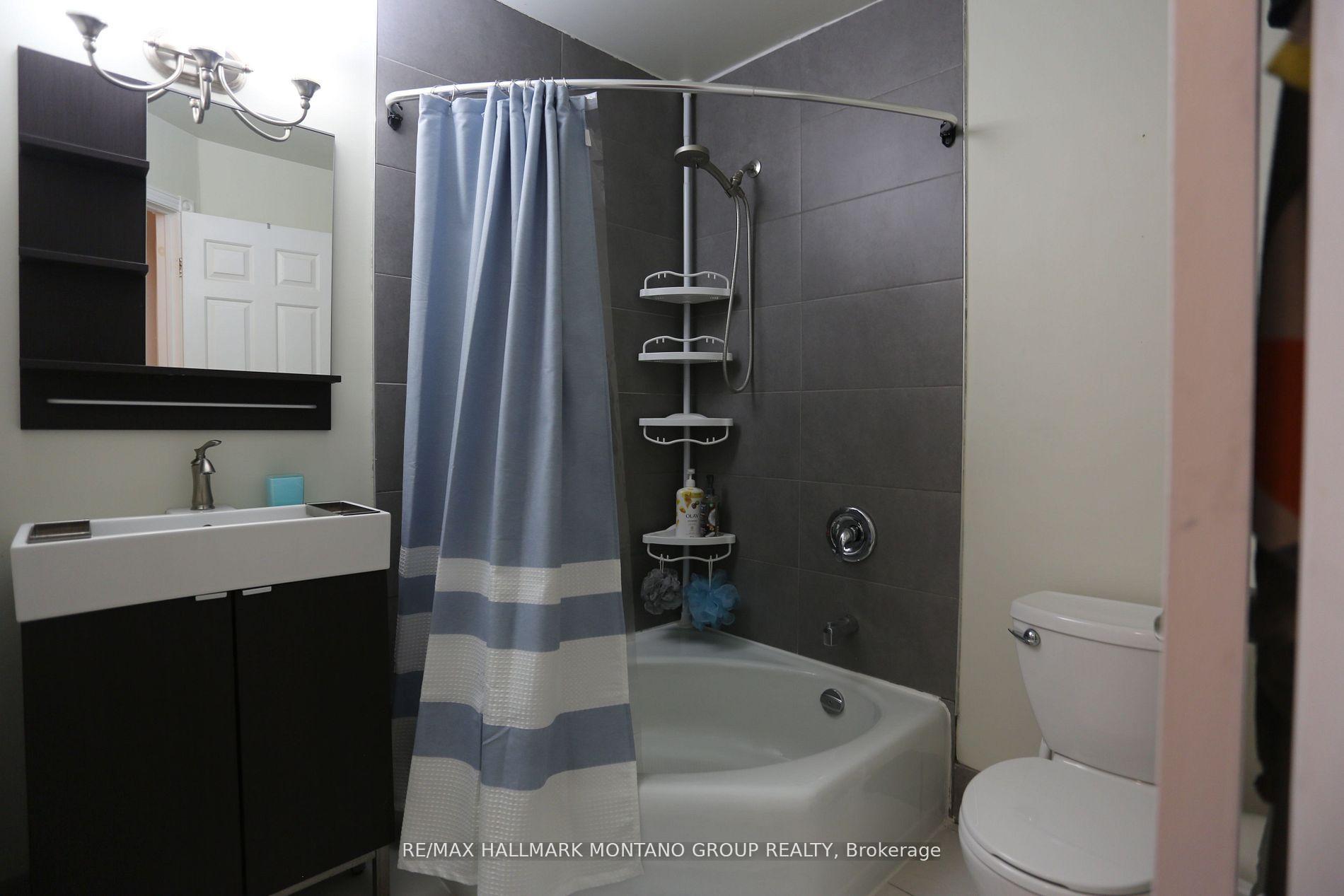 Photo 16 of 31 Anderson Place, Aurora, Aurora Highlands — HOMEH