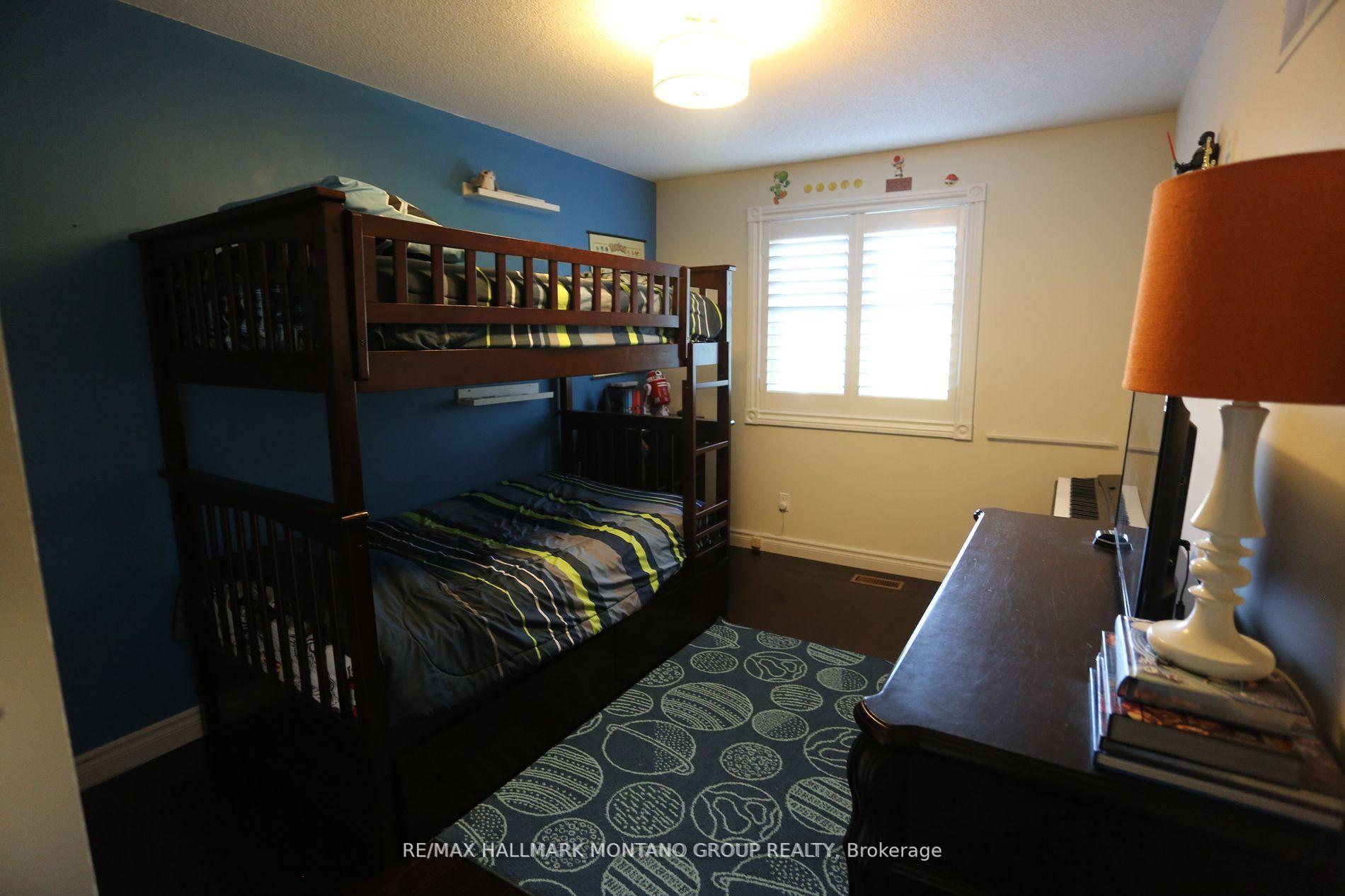 Photo 18 of 31 Anderson Place, Aurora, Aurora Highlands — HOMEH
