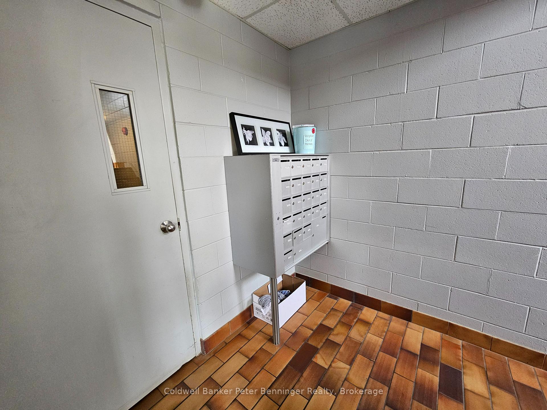 Photo 3 of Unit 102, 4 Avalon Place, Kitchener, Meinzinger — HOMEH