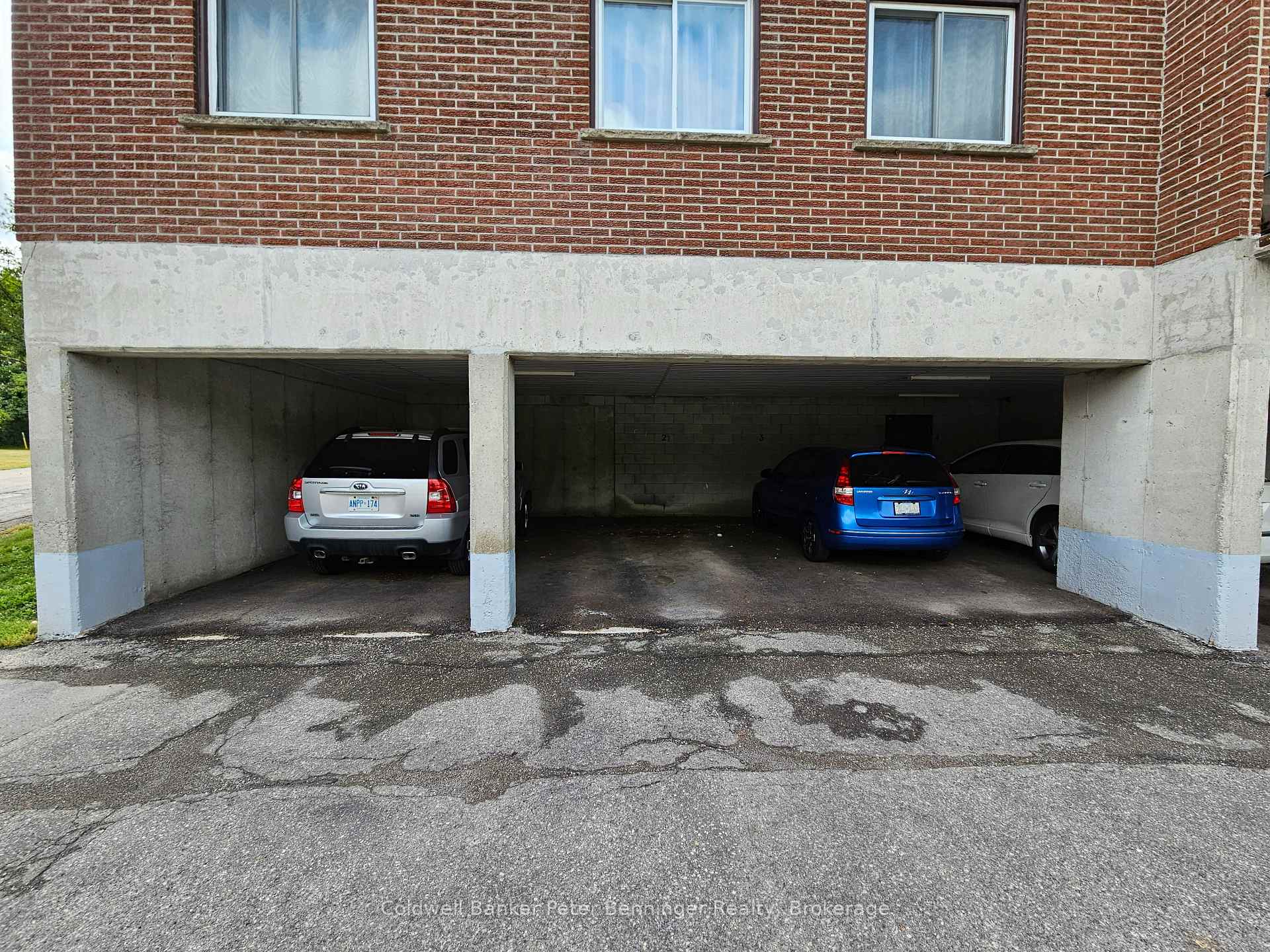 Photo 4 of Unit 102, 4 Avalon Place, Kitchener, Meinzinger — HOMEH