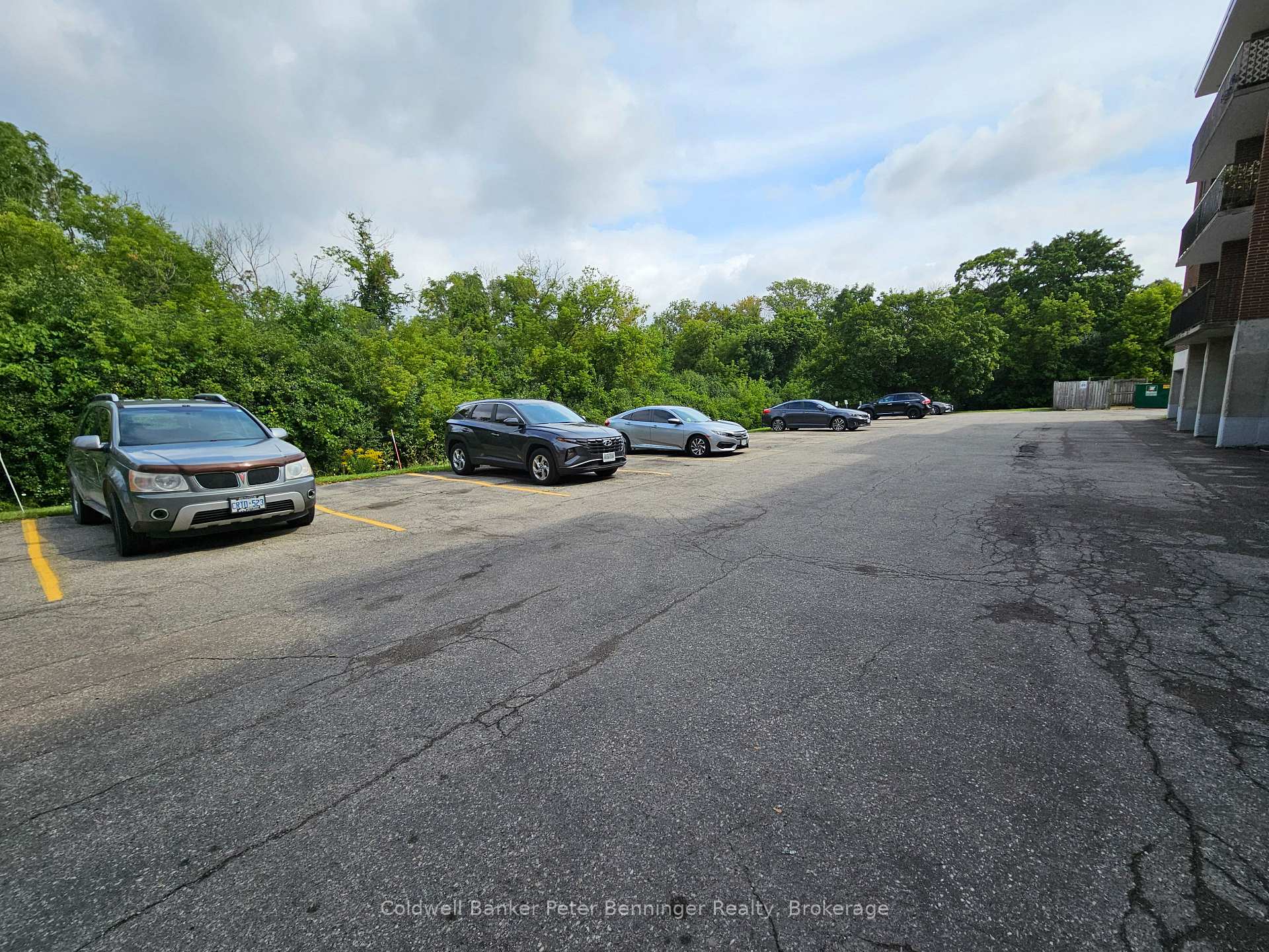 Photo 5 of Unit 102, 4 Avalon Place, Kitchener, Meinzinger — HOMEH