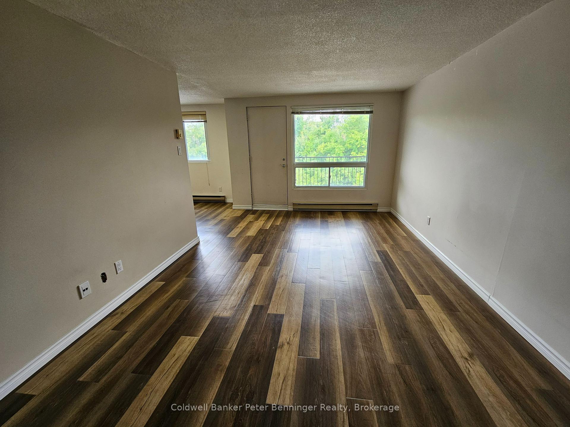 Photo 8 of Unit 102, 4 Avalon Place, Kitchener, Meinzinger — HOMEH