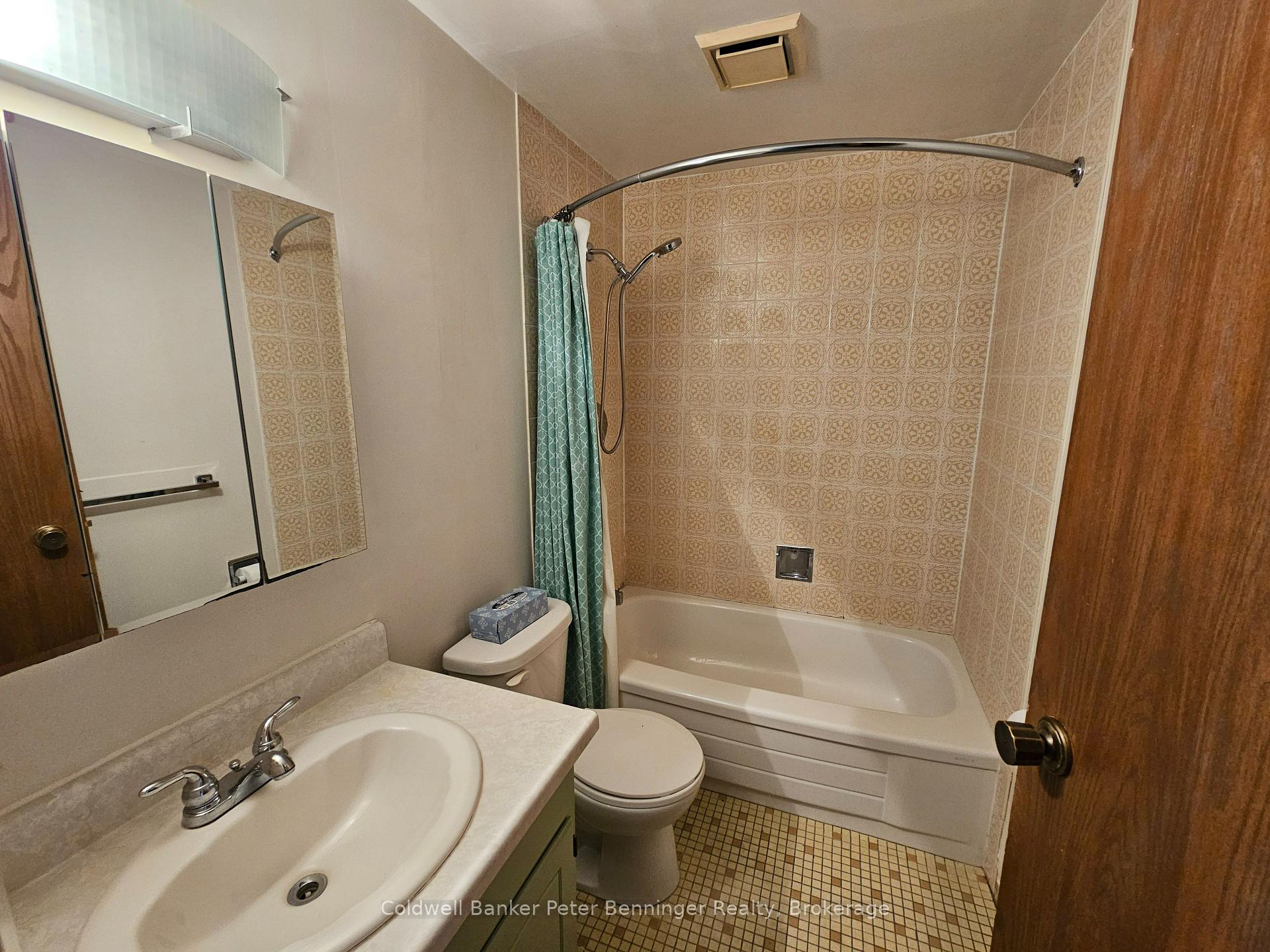 Photo 23 of Unit 102, 4 Avalon Place, Kitchener, Meinzinger — HOMEH