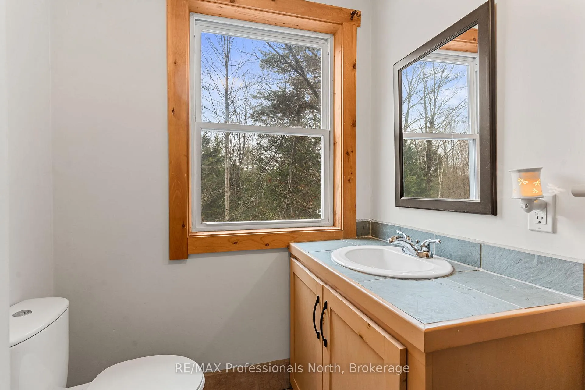 Photo 11 of 1127 Bobcaygeon Road, Minden Hills, Anson — HOMEH