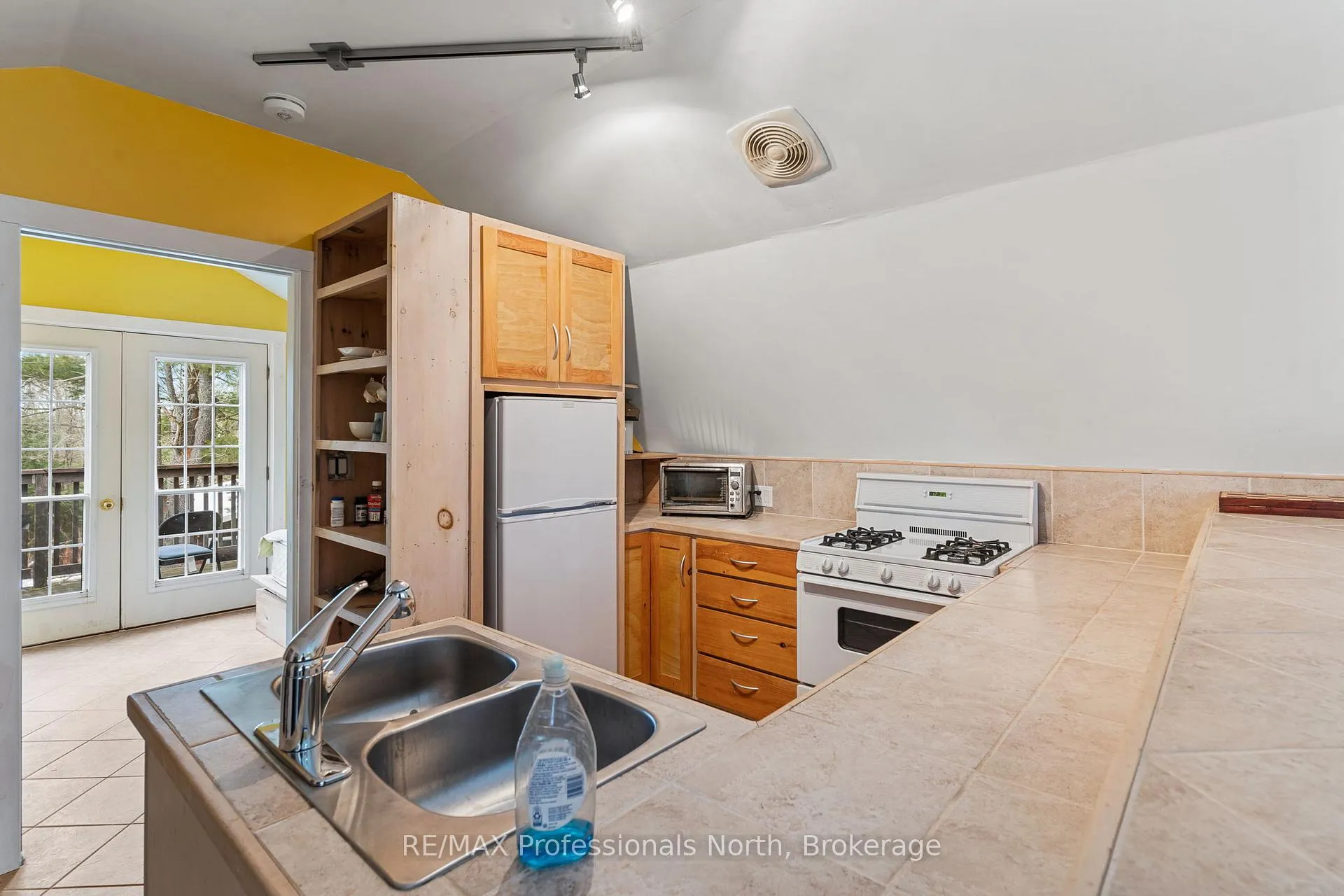 Photo 32 of 1127 Bobcaygeon Road, Minden Hills, Anson — HOMEH